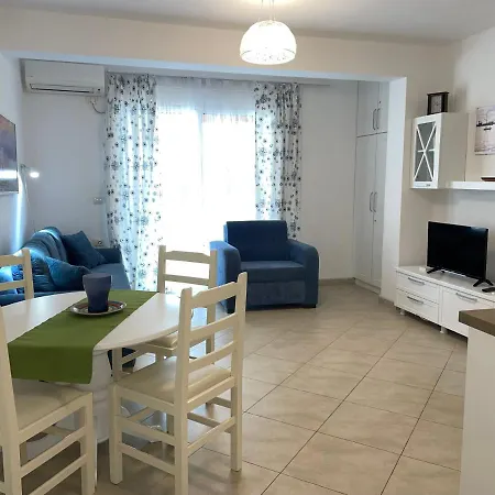 Апартаменты Relax Apts 1 *